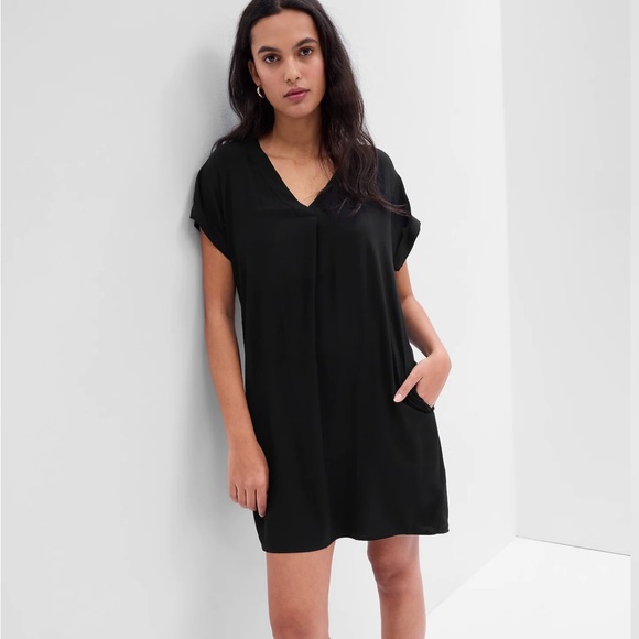 Gap Vneck Dress - Picture 1 of 5